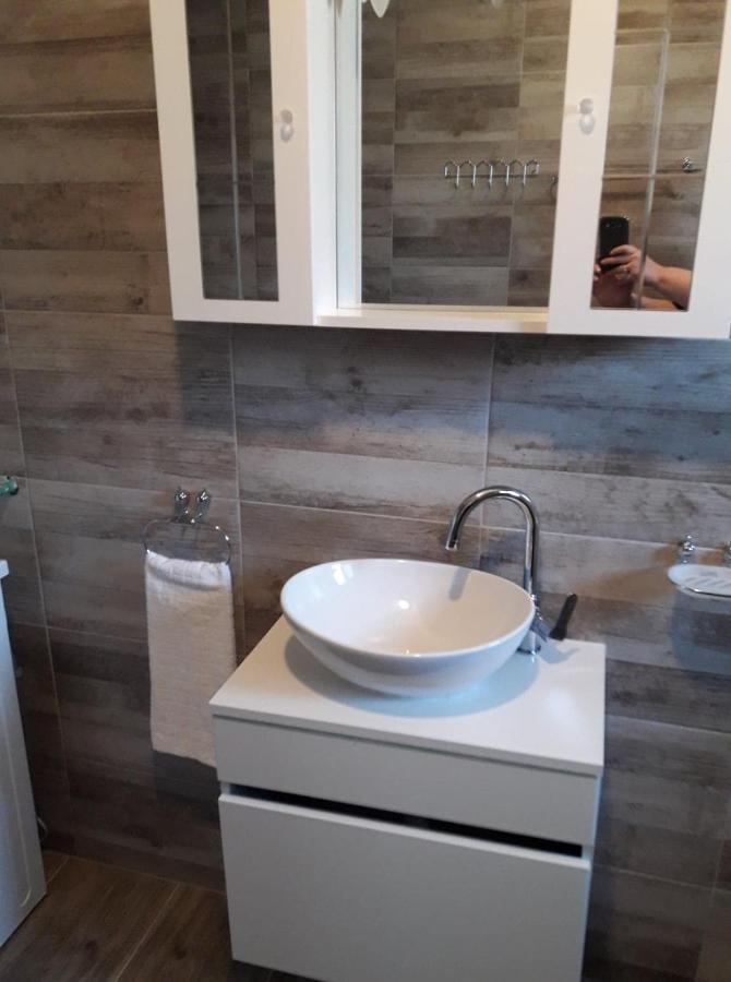 Apartman Sandra Vodice Extérieur photo
